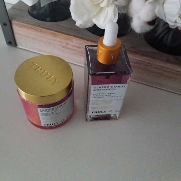 TRULY Skincare Truly Beauty Glazed Donut After Shave Oil Smooth